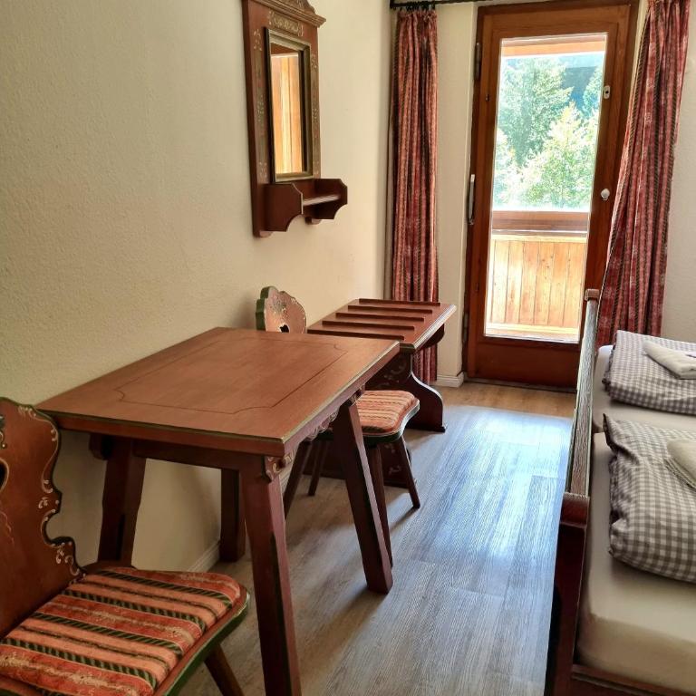 Berghotel Almagmach - Doppelzimmer mit eigenem Bad - 2