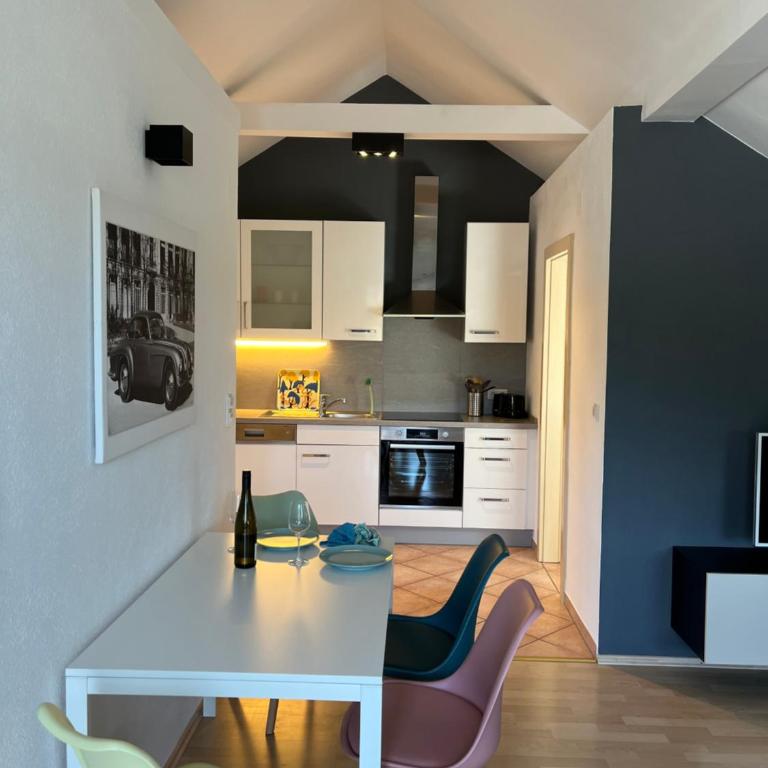 Das Bergl - Modernes Apartment mit Bergblick & Balkon nahe Wörthersee - Apartment mit Blick auf die Berge - 18