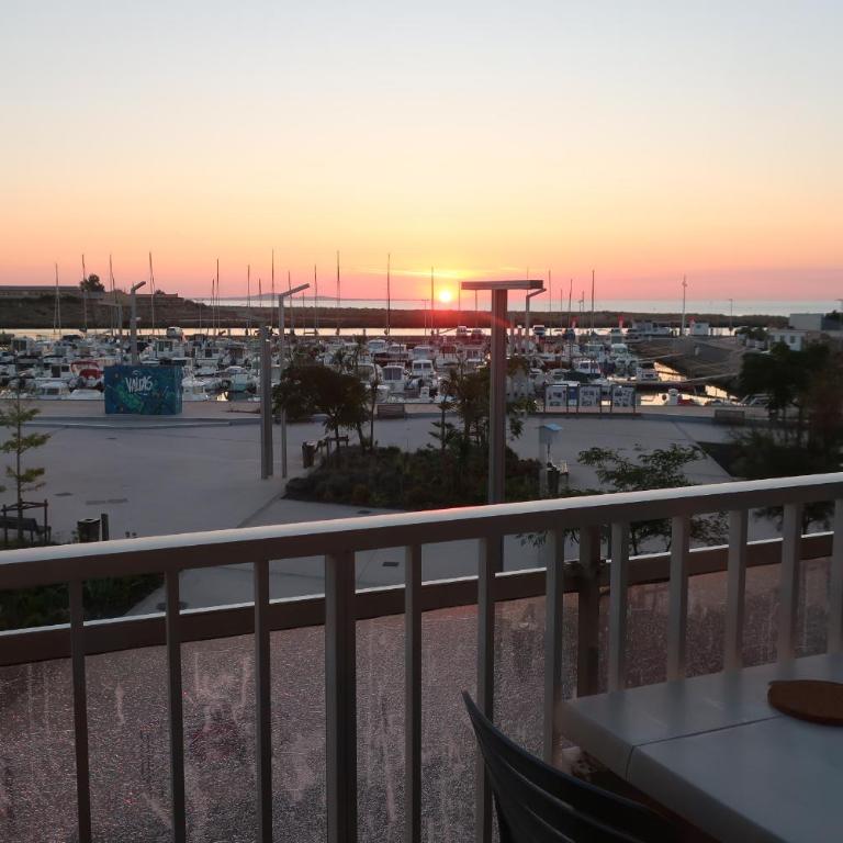 Studio Valras vue Port et Mer, Wi-Fi gratuit, Parking box fermés avec vélos inclus - Apartamento con vistas al mar - 5