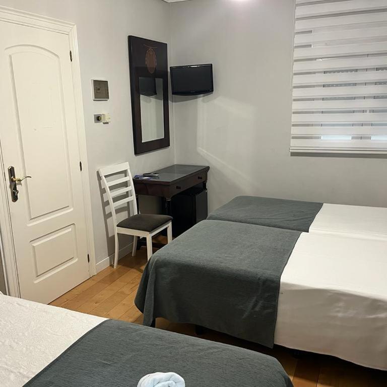 Hospedium Plaza Mayor Salamanca - Habitación Triple - 6