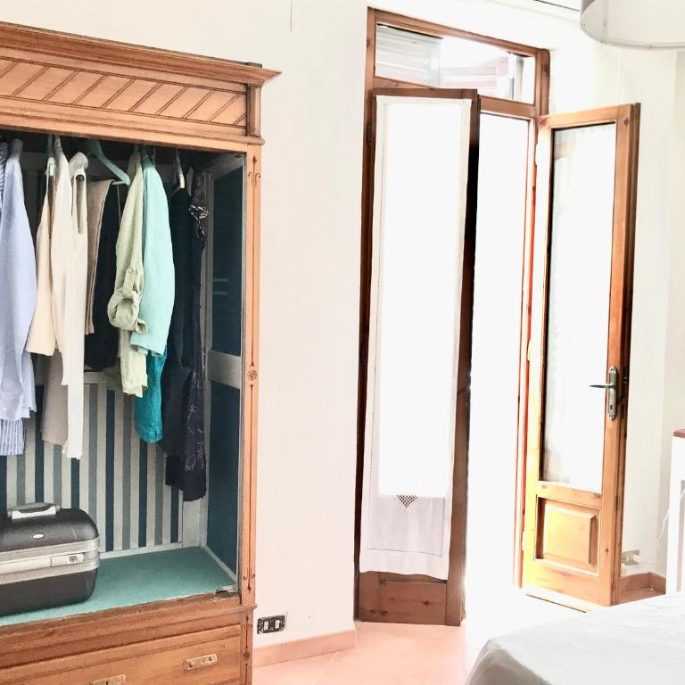 Casa di Luca - Three-Bedroom House - 40