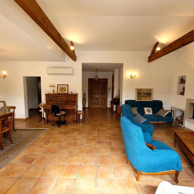 La Villa des Lavandes - A 300m du Centre, au calme, et au vert ! - Villa - 18