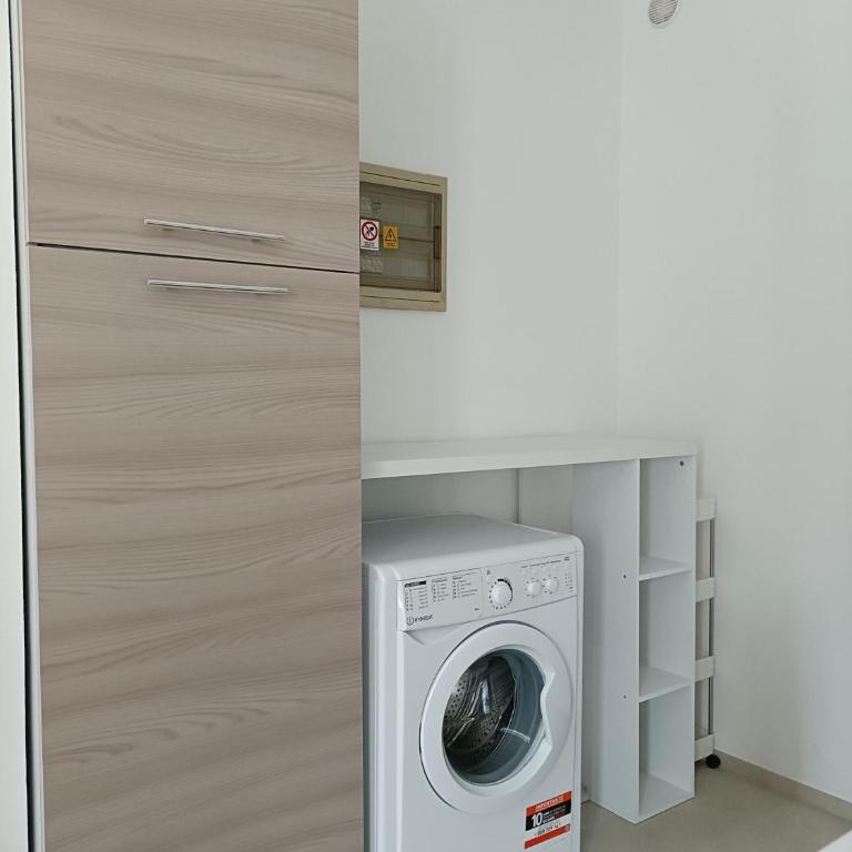 A Casa di Amici - Appartamento con 2 Camere da Letto - 20