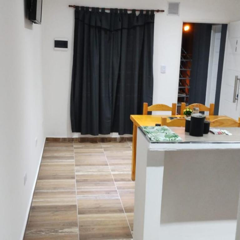 Apart Hotel El Caldén Cañuelas - Apartamento de 2 dormitorios - 11