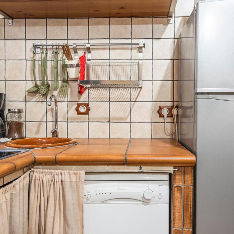 Alohamundi Conde de Barajas - One-Bedroom Apartment - 10