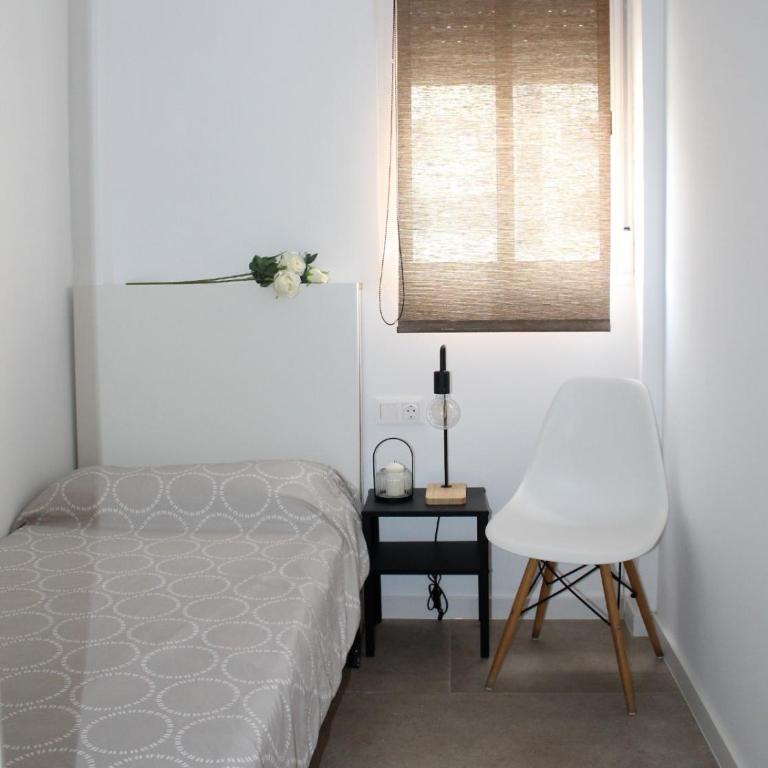 Piso Cerca Universidades y de la Playa - Two-Bedroom Apartment - 13