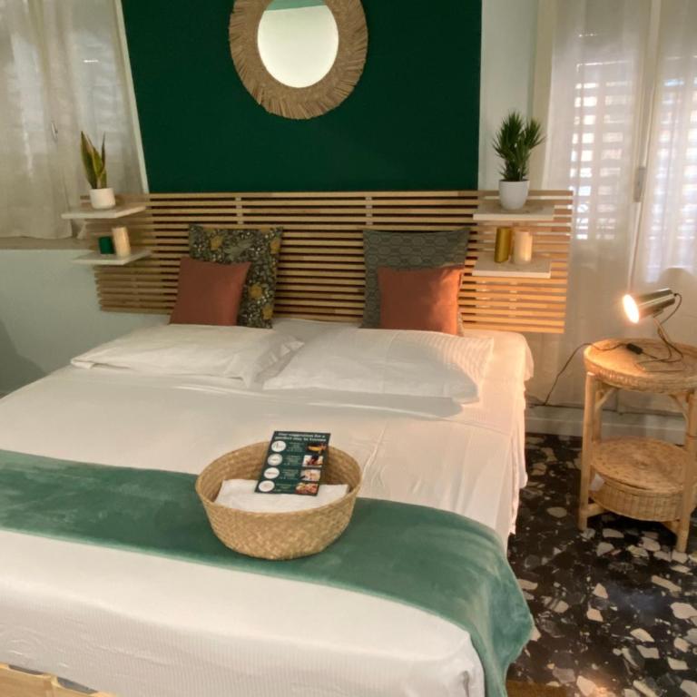 Mahamo Suites - Camera Tripla con Bagno Privato - 14