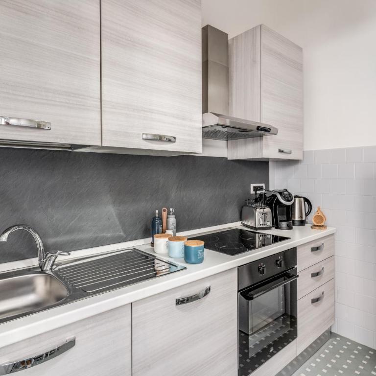 Domus Lucianae Family & Group Comfort, few min from Colosseum - Appartamento con 2 Camere da Letto - 26