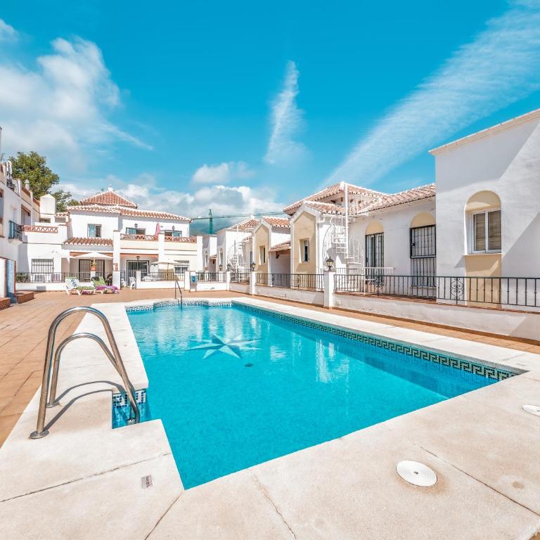 Stunning apartment at Burriana beach, Nerja - Apartamento de 2 dormitorios - 18