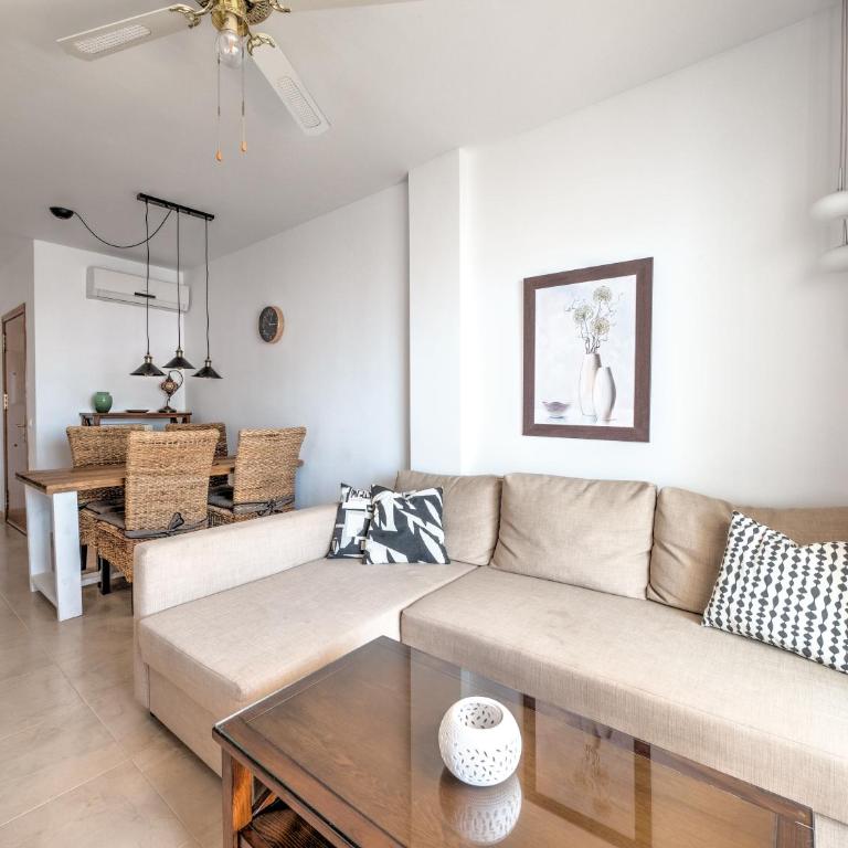 Stunning apartment at Burriana beach, Nerja - Apartamento de 2 dormitorios - 10
