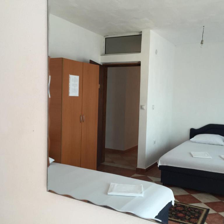 Apartments Delfin - Apartman s 1 Spavaćom Sobom i Balkonom - 1