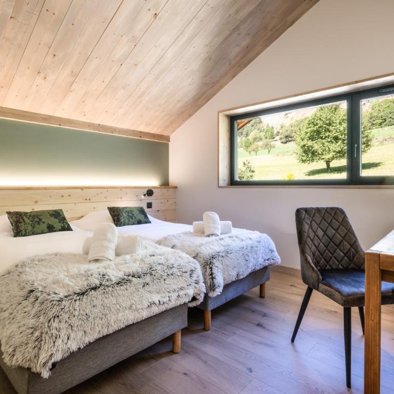 Chalet neuf, Jacuzzi, piscine privée mai-sept, pétanque, proche Paradiski - Chalet - 35