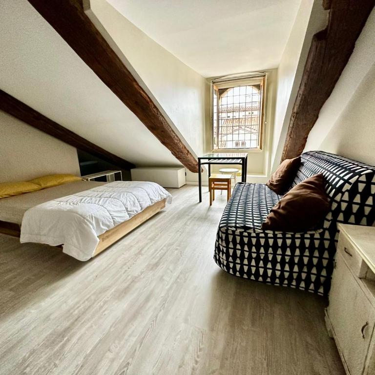 Piccola mansardina nel cuore di Torino - Appartamento con 1 Camera da Letto - 4