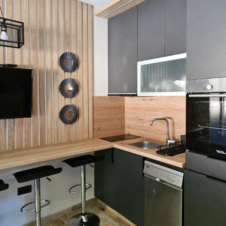Lana Lux Milmari Resort - Deluxe Studio - 17
