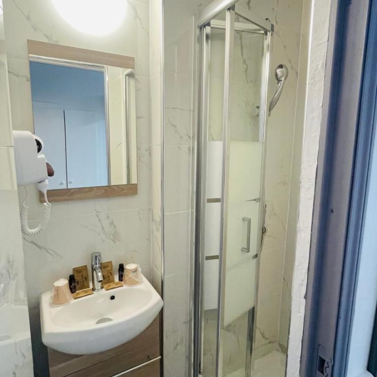HOTEL LOUVAIN - Chambre Double - 7