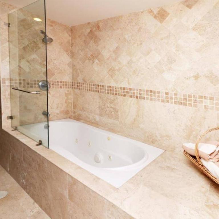 DEPARTAMENTO EN FRACC PRIVADO 200mts2 - Apartamento de 3 dormitorios - 7