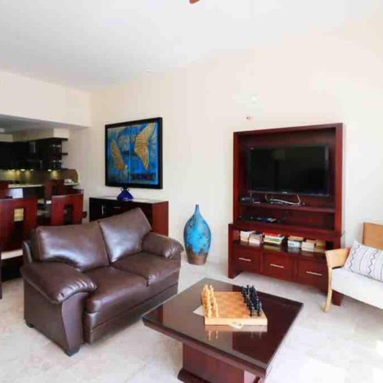 DEPARTAMENTO EN FRACC PRIVADO 200mts2 - Apartamento de 3 dormitorios - 26