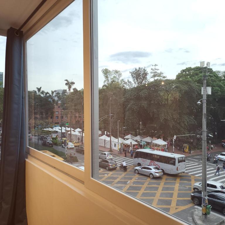 Center City Flats - Apartments in El Poblado near Park Lleras, Medellin! - Apartamento Deluxe de 2 dormitorios - 17