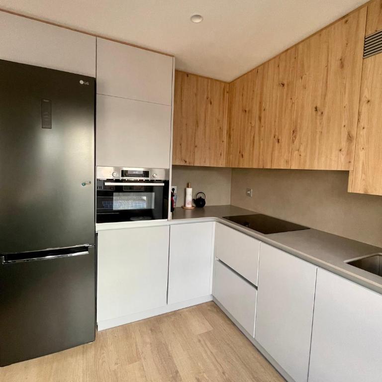 Piso de 2 habitaciones en centro, zona muy tranquila con playa a 2 min andando - Apartamento de 2 dormitorios - 6