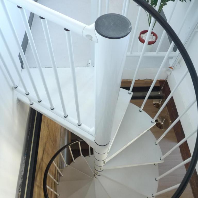 FLORIT FLATS - Cabanyal 3 Bedroom WIFI AC Terrace Beach Penthouse - Apartment - 32