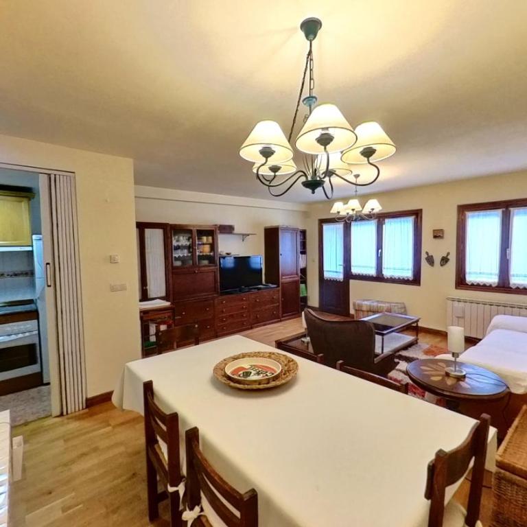 El Llano de Escarrilla - tucasaenlospirineos - Two-Bedroom Apartment - 4