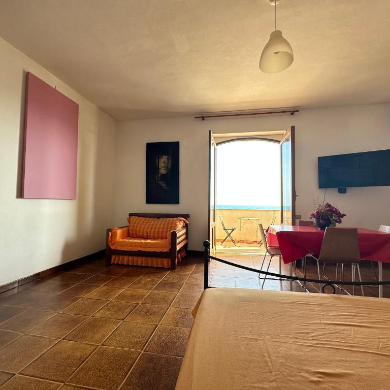 Lido Apartments - Apartment with Sea View - 13