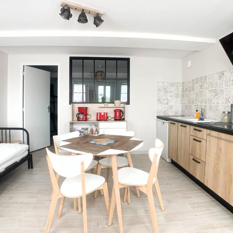 Les Clématites de Saint-Aignan 4p, 7 min du Zoo - One-Bedroom House - 4