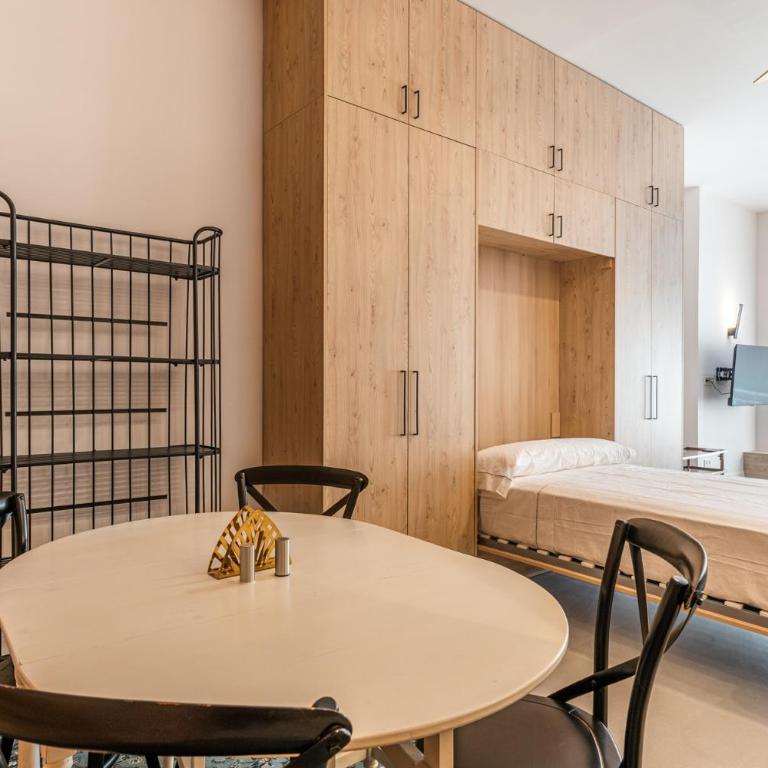 VR Palace Apartments - Studio - 6