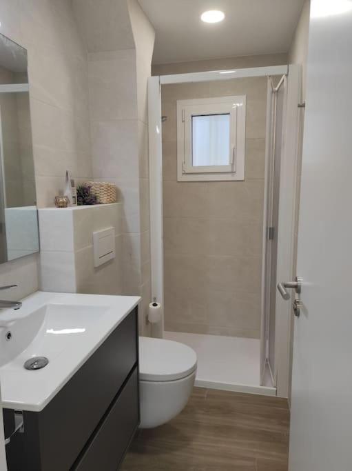 Apartamento Reformado con Aparcamiento. Playa 5min a pie. - Apartamento de 2 dormitorios - 11