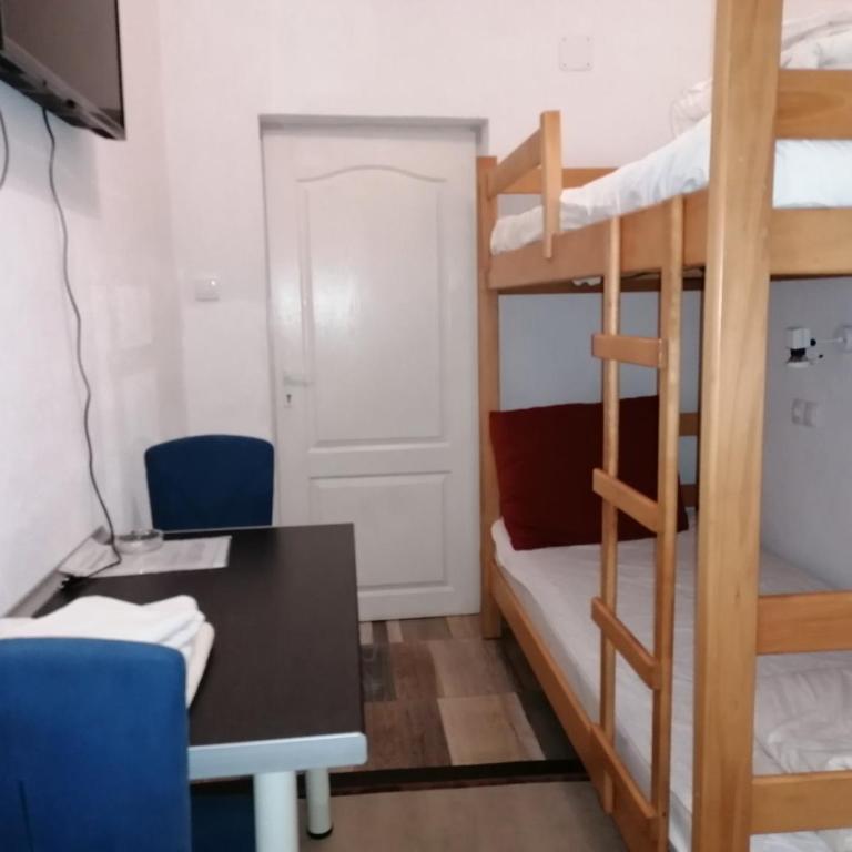 Apartmani Milica - Apartman sa 3 Spavaće Sobe - 10