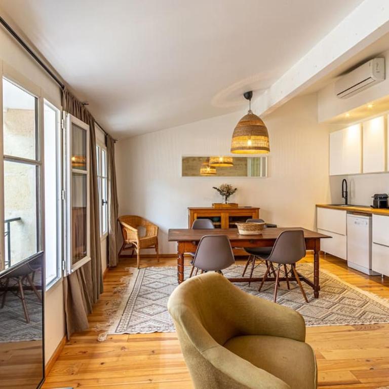 Bordeaux Jardin Public : T3 Rénové Immeuble Pierre - Appartement 2 Chambres - 14