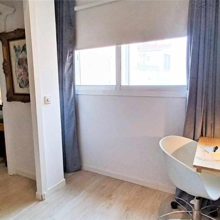 Ático de Arte Bañado en Sol - One-Bedroom Apartment - 34