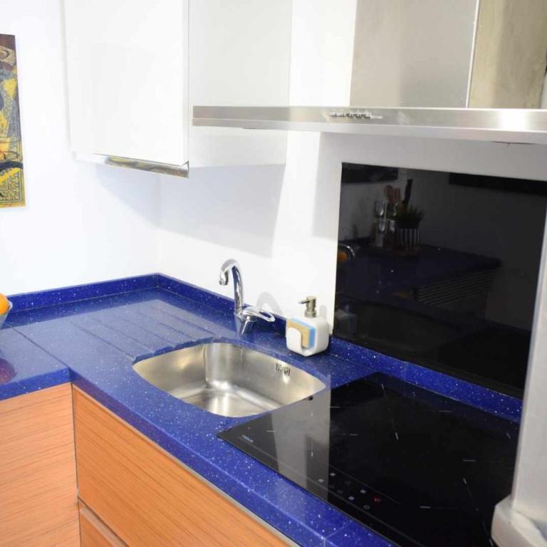 Ático de Arte Bañado en Sol - One-Bedroom Apartment - 38