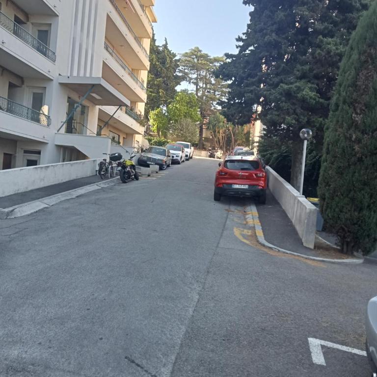 Nice centre- small pied-a-terre near beaches - Apartamento de 1 dormitorio - 4