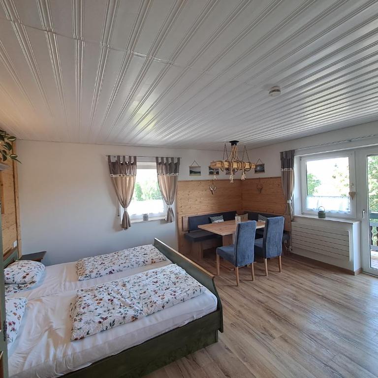 Lärche 2 - Chiemgaukarte inklusive- - Apartment mit 1 Schlafzimmer - 2
