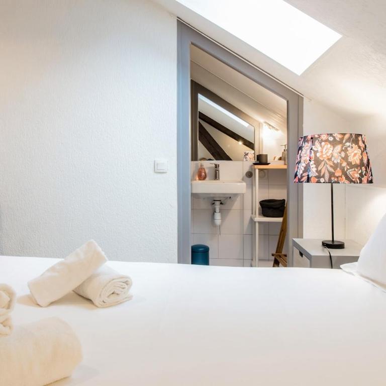 Refuge centre ville avec parking - Apartment mit 3 Schlafzimmern - 24