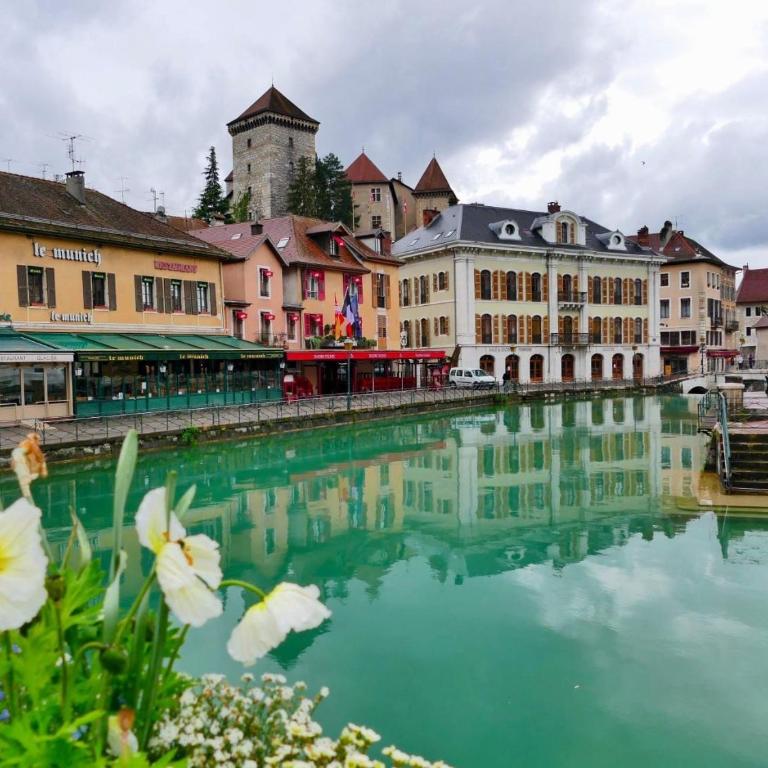 Refuge centre ville avec parking - Apartment mit 3 Schlafzimmern - 32