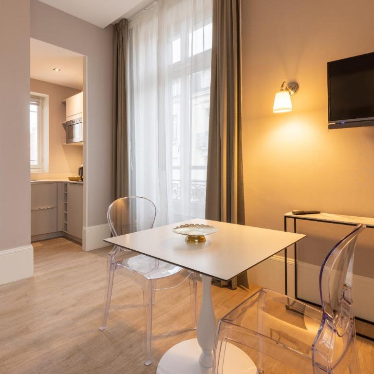 La Maison Blanche - Appart Hôtel de charme Chic & Cosy climatisé, à 350m du coeur de ville de Limoges - Accès autonome - Monolocale Superior con Aria Condizionata - 2