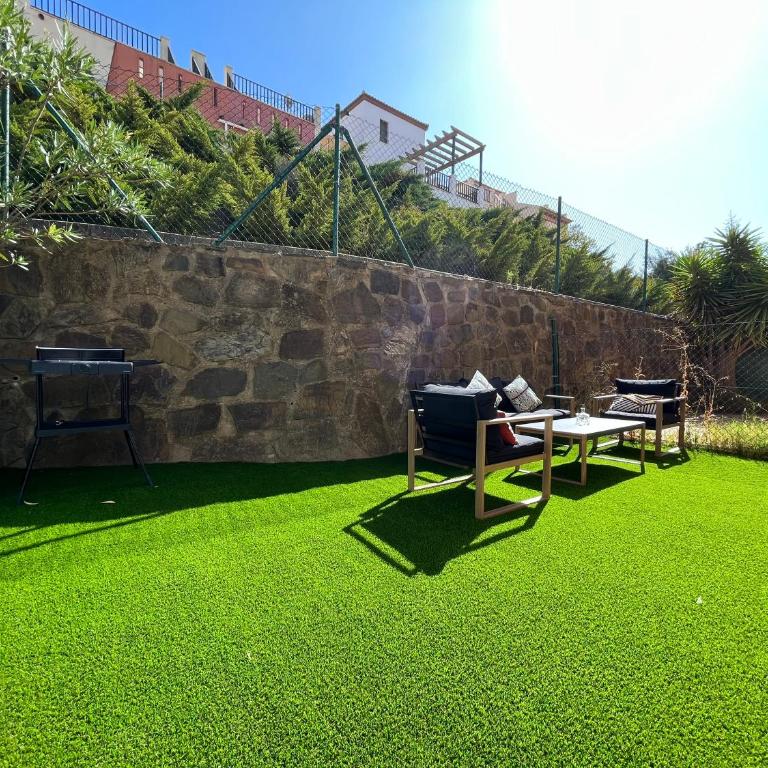 Lomas 62 - Three-Bedroom House - 23