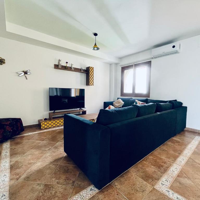 Lomas 62 - Three-Bedroom House - 5