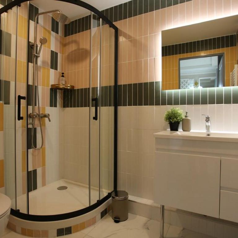 Triplex 250m² 6CH - Clim - Très spacieux - - Appartement - 12