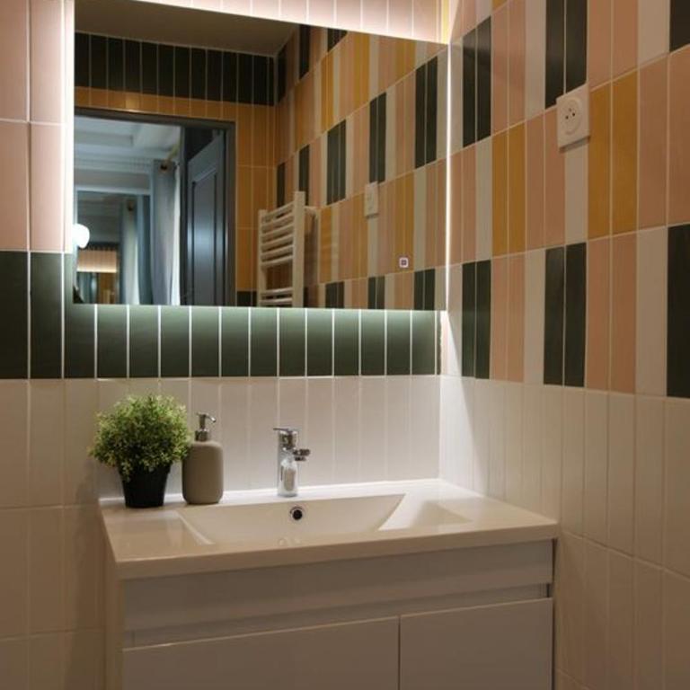 Triplex 250m² 6CH - Clim - Très spacieux - - Appartement - 19