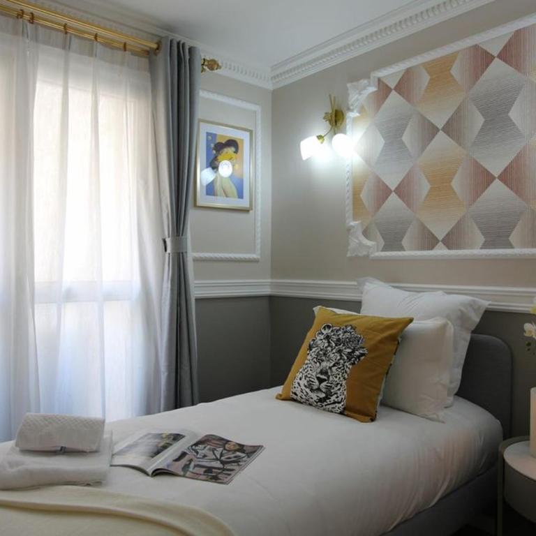Triplex 250m² 6CH - Clim - Très spacieux - - Appartement - 29