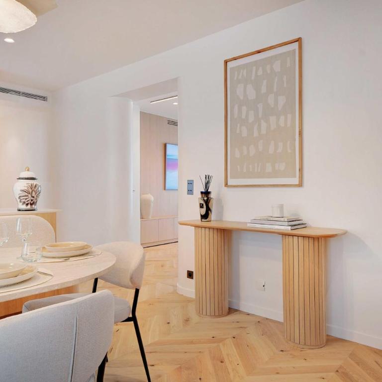 Incredible flat - 4 BR-10P - Matignon - Champs Elysées - Appartement Deluxe - 17