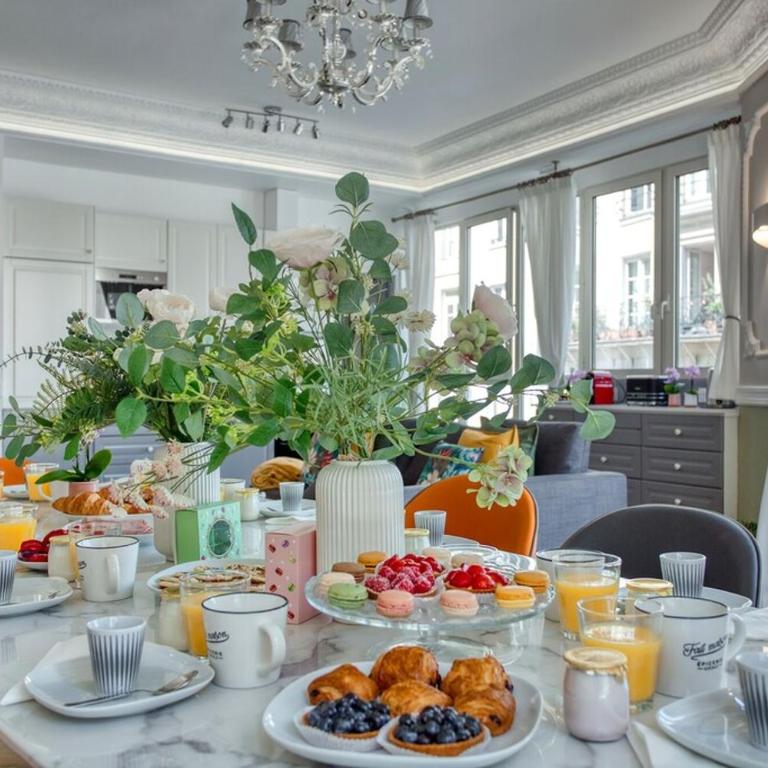 Charmant 160m² 6CH-Haussmannien Climatisé & Ascens - Apartment - 10