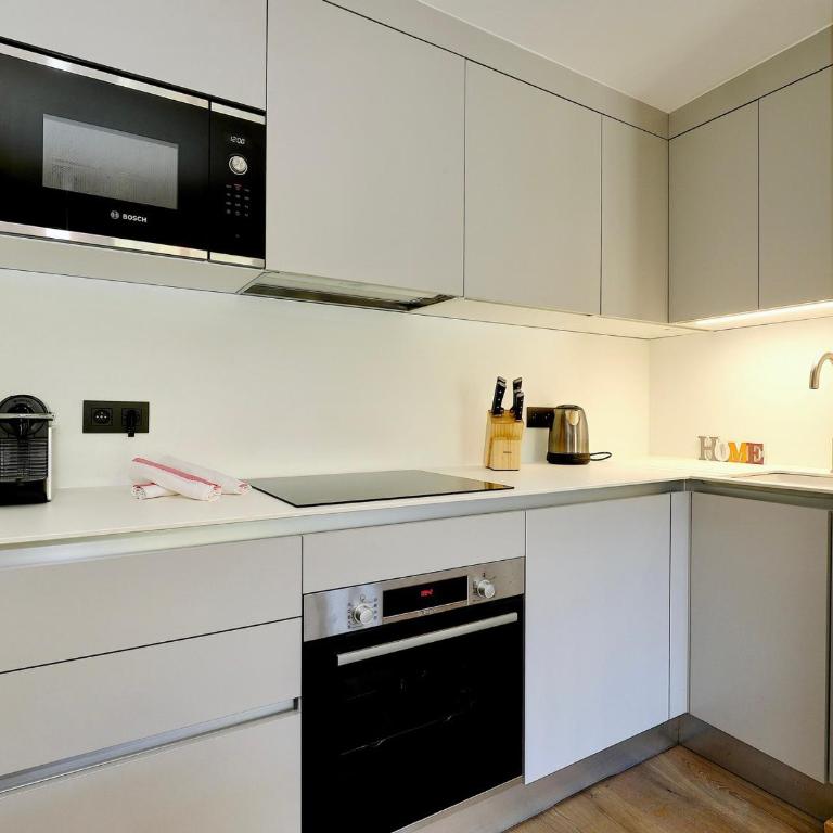Neuf Ski aux Pieds, 3 Chambres avec WiFi et Parking - FR-1-575-189 - Apartment - 4