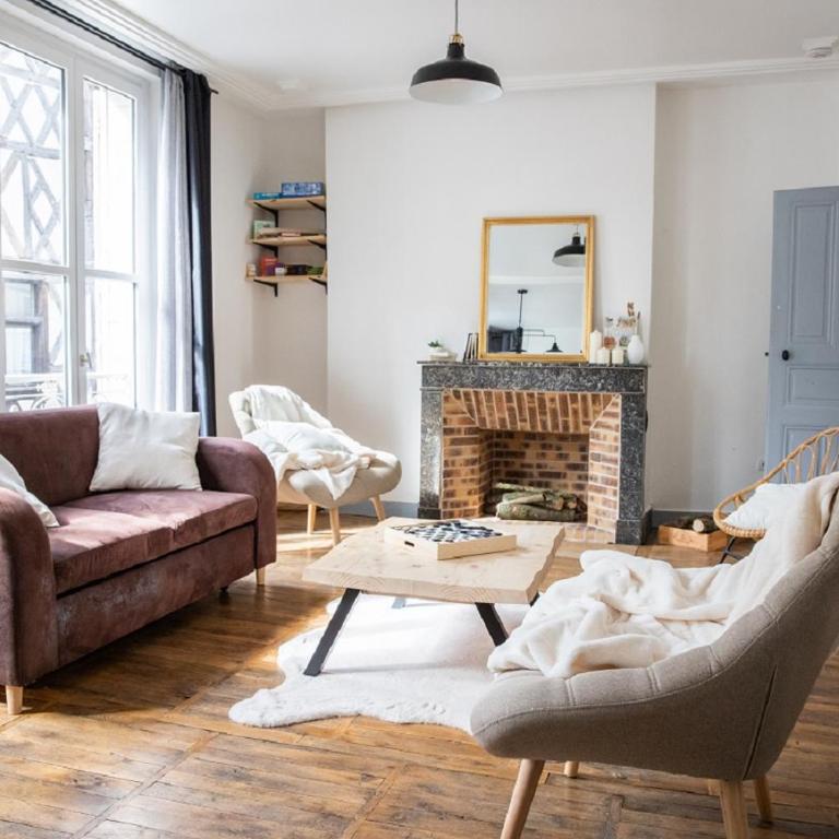 Le Petit Nicolas - Centre historique de Blois - NETFLIX, JEUX, RETROJECTEUR - Appartement 1 Chambre - 1