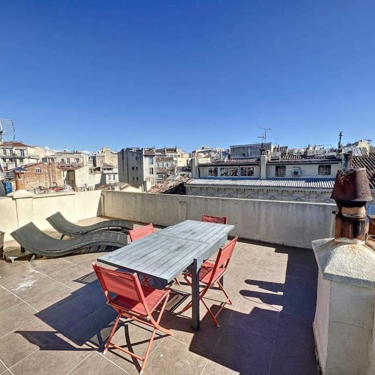 Très Agréable T2 - Lumineux-Toit Terrasse-Centre - Apartment mit 1 Schlafzimmer - 8