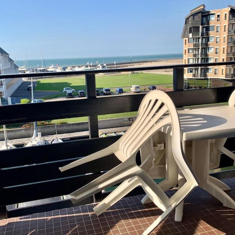 Bel appartement vue mer avec parking gratuit - Apartamento de 2 dormitorios - 4