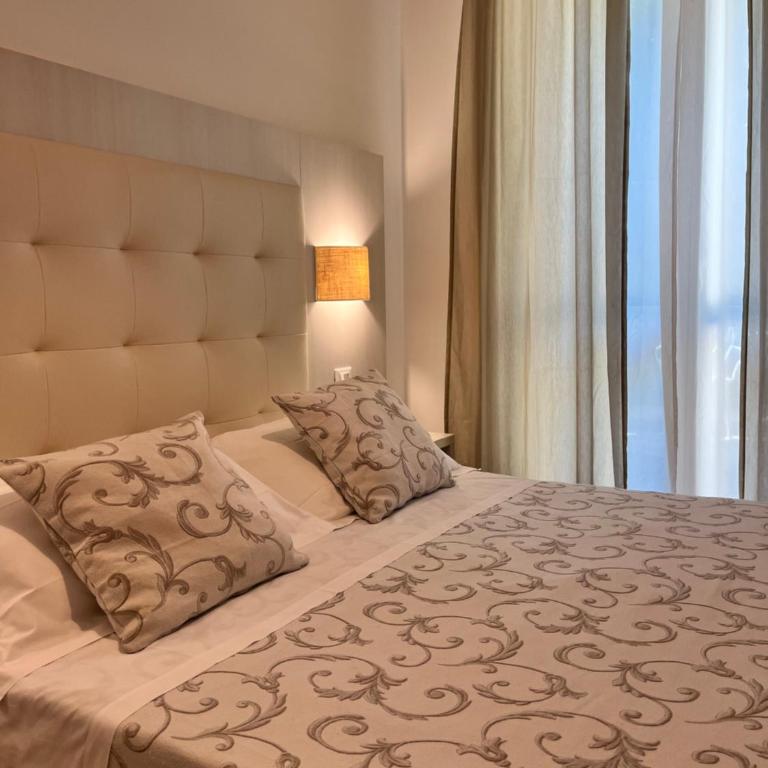 Albergo Degli Amici - Camera Standard Matrimoniale/Doppia con Letti Singoli - 2